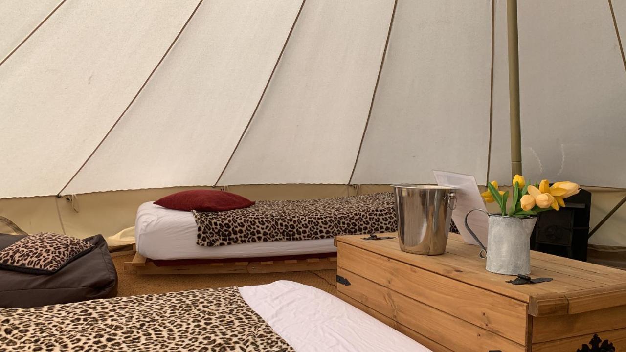 Home Farm Radnage Glamping Bell Tent 7, With Log Burner And Fire Pit Хай-Вайкомб Экстерьер фото